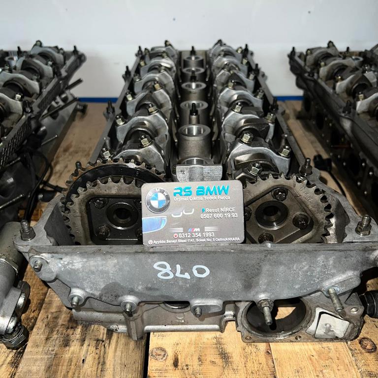 X3 ÇIKMA PARÇA M50 840 3.28 ÇIKMA  3 SERİSİ SİLİNDİR KAPAĞI